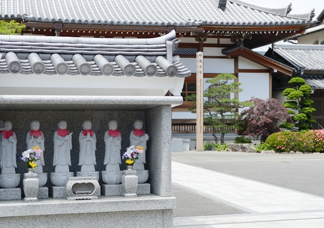 明光寺の六地蔵　各種御祈祷御祈願